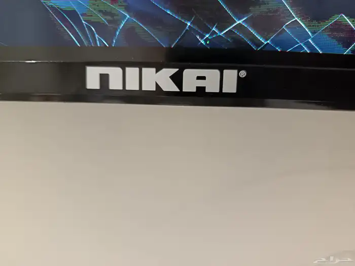 شاشه سمارت 32بوصه صغيره استخدام شهرين فقط طاحت مكسوره الشاشه 1