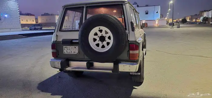 باترول Y60 موديل 1990 8