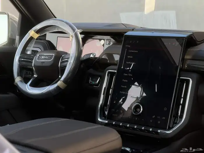 جي ام سي يوكن الفيشن 2025 7