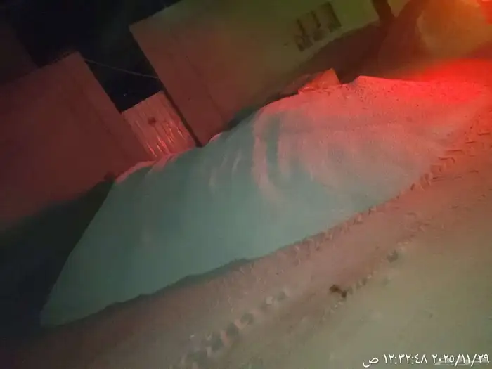 الجميع مواد البناء رمل احمر ورمل ابيض 0