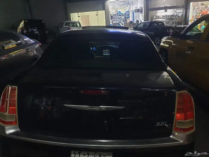 Chrysler hemi 300c 2012 2