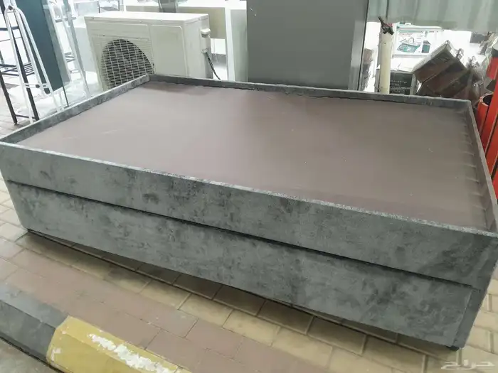 مؤسسه قمه زياد المفروشات والاث المكتبي 2