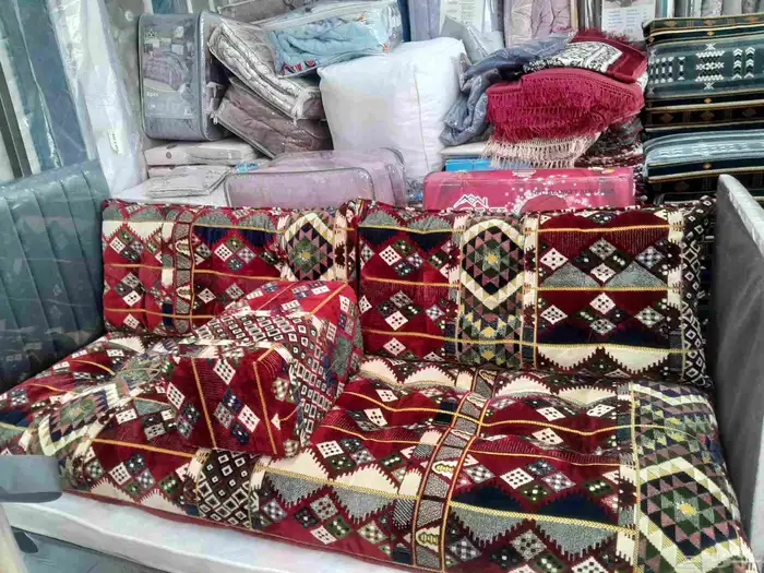 مؤسسه قمه زياد المفروشات والاث المكتبي 1