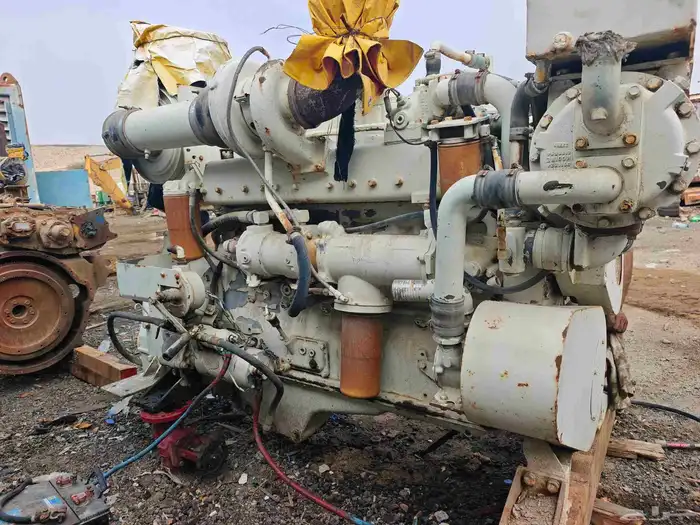 ماكينة بحرية كومنز كومنز أن تي بيكام 6 سلندر مخزنة 8