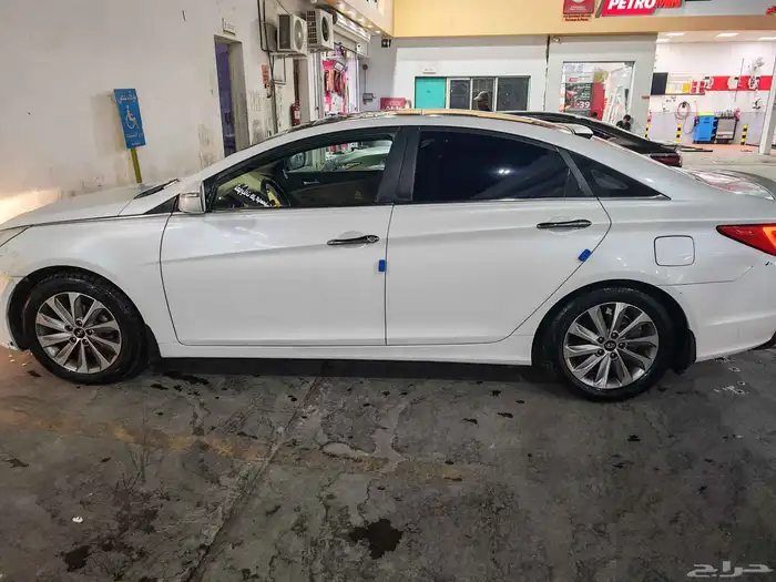 هيونداي سوناتا 2013 في مدينة الرياض 5