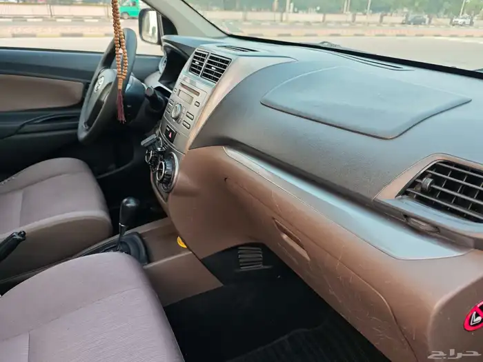 تويوتا افانزا 2016 34