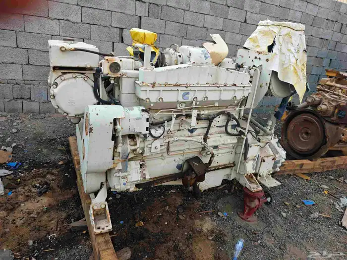 ماكينة بحرية كومنز كومنز أن تي بيكام 6 سلندر مخزنة 0