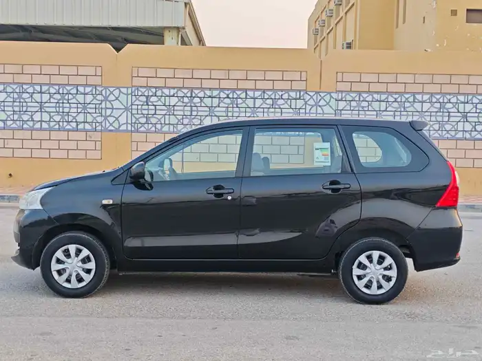 تويوتا افانزا 2016 13