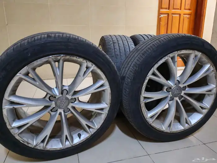 طقم جنوط اودي مقاس 19 أصلي 0