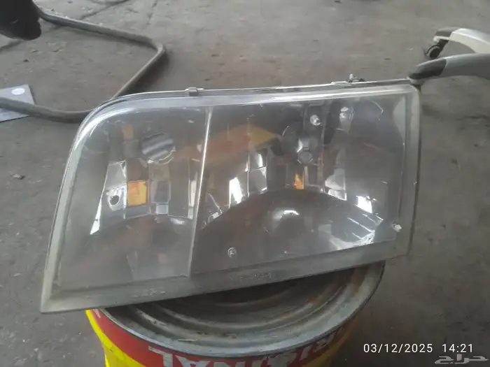 اسطبات أمامية حق فورد ماركيز فورد فكتوريا 0