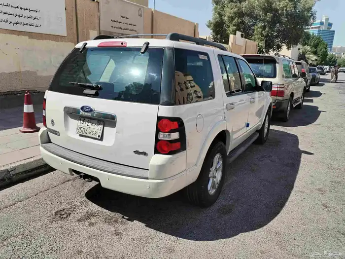 فورد اكسبلورر 2010 5