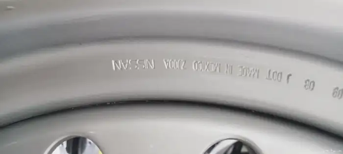 جنوط هلل نيسان بلاتنيوم وكاله مقاس 18 0