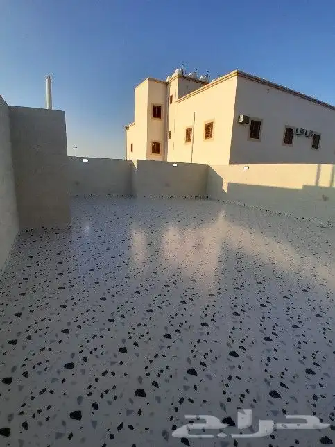 للبيع روف علوي مع ملحق 8غرف تشطيب راقي حي النزهة 680الف 28