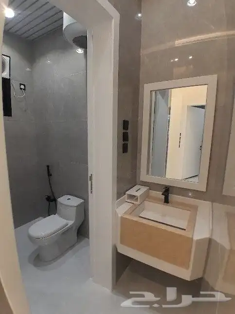 للبيع روف علوي مع ملحق 8غرف تشطيب راقي حي النزهة 680الف 10