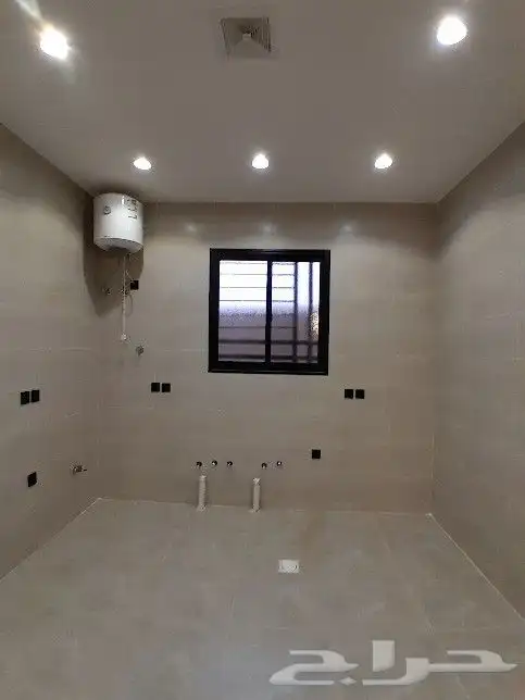 للبيع شقه دور ثاني مصعد راكب جاهز تشطيبVIPمخطط الراجحي550الف 11