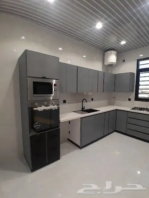 للبيع روف علوي مع ملحق 8غرف تشطيب راقي حي النزهة 680الف 13