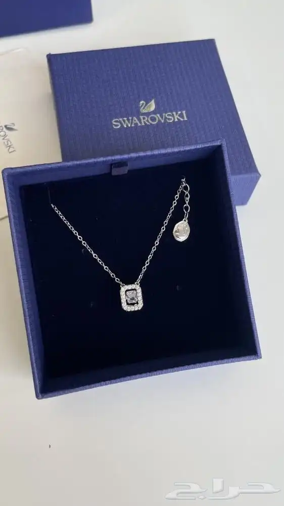 عقد الأناقة الأزلي من سواروفسكي 10
