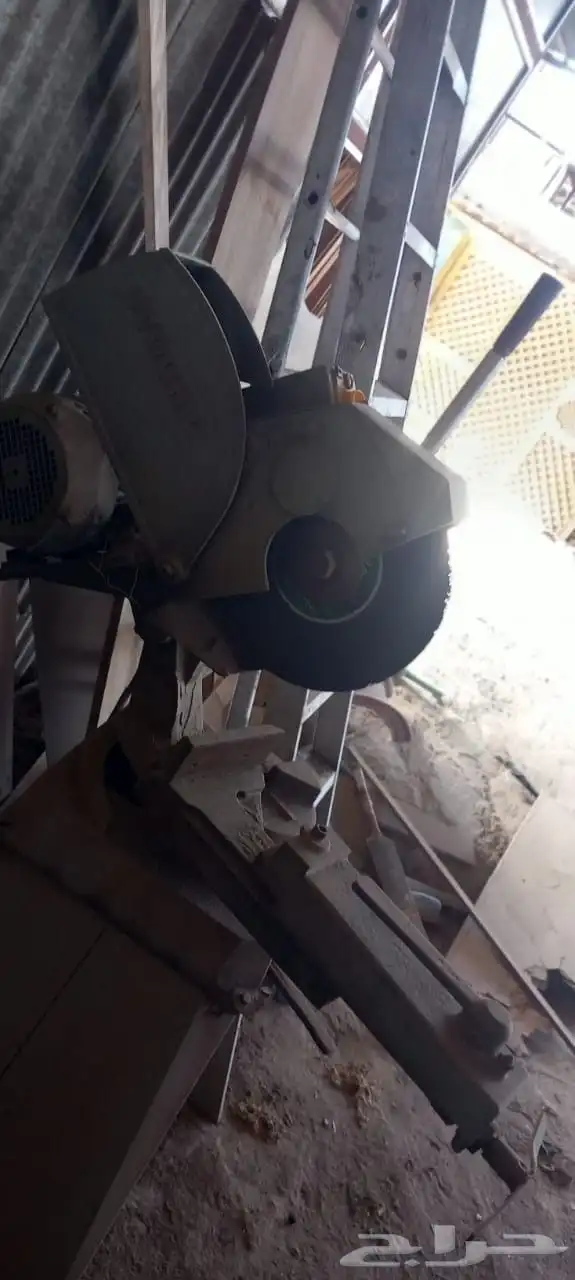 مكاين نجاره خشب . 1