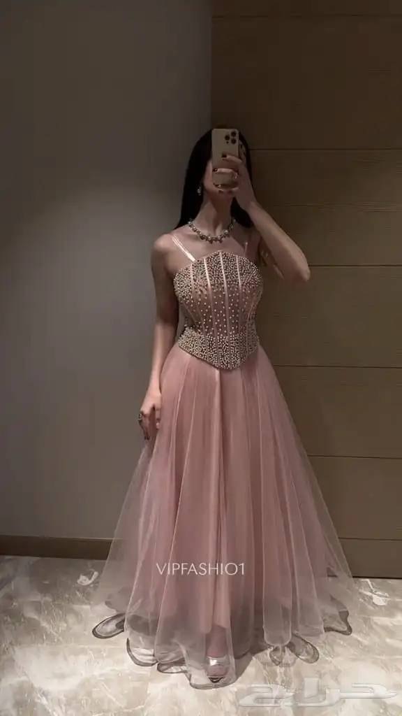 فساتين سهرة وزواجات نشحن لكافه مدن المملكة والقرا 26