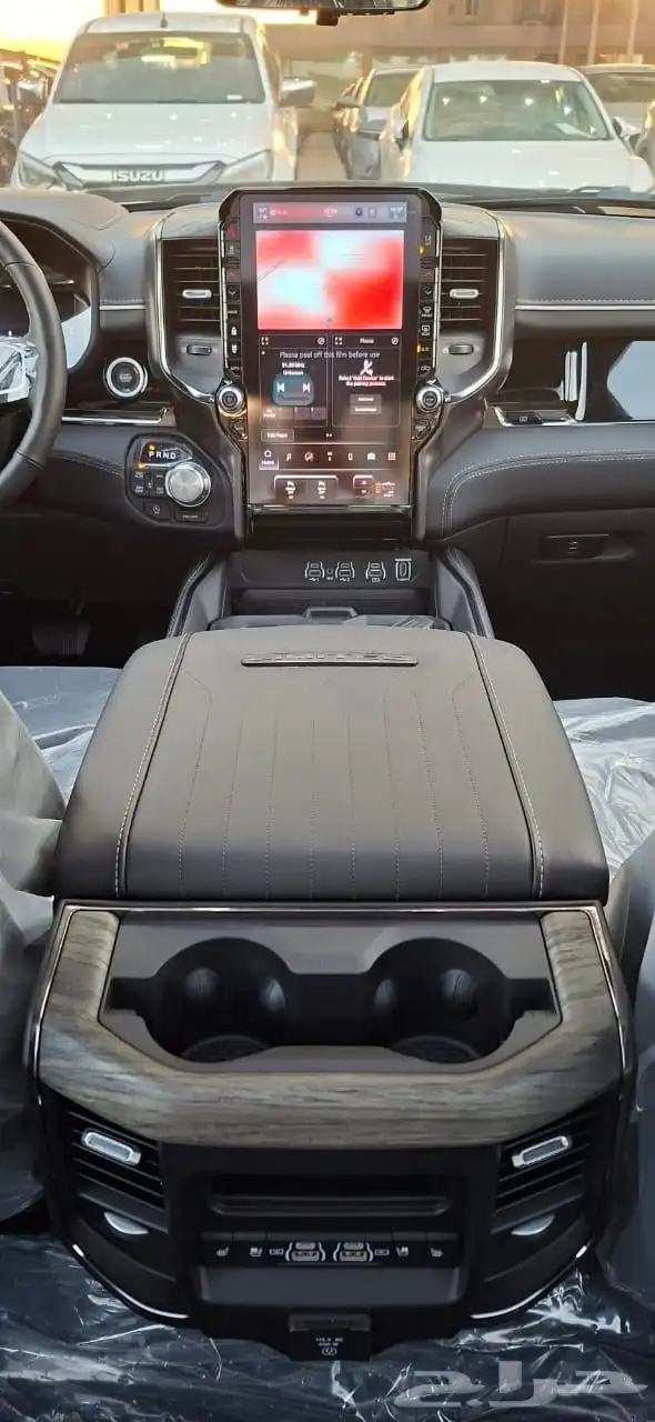 دودج رام لميتد 2025 خليجي السعر 290 شامل الضريبه 23