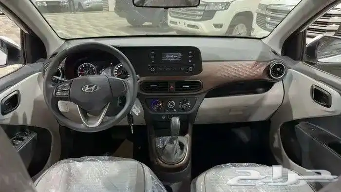 هيونداي i 10 2025 4