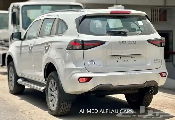 جيب ايسوزو mux نص فل 2024 كاش وتقسيط 3