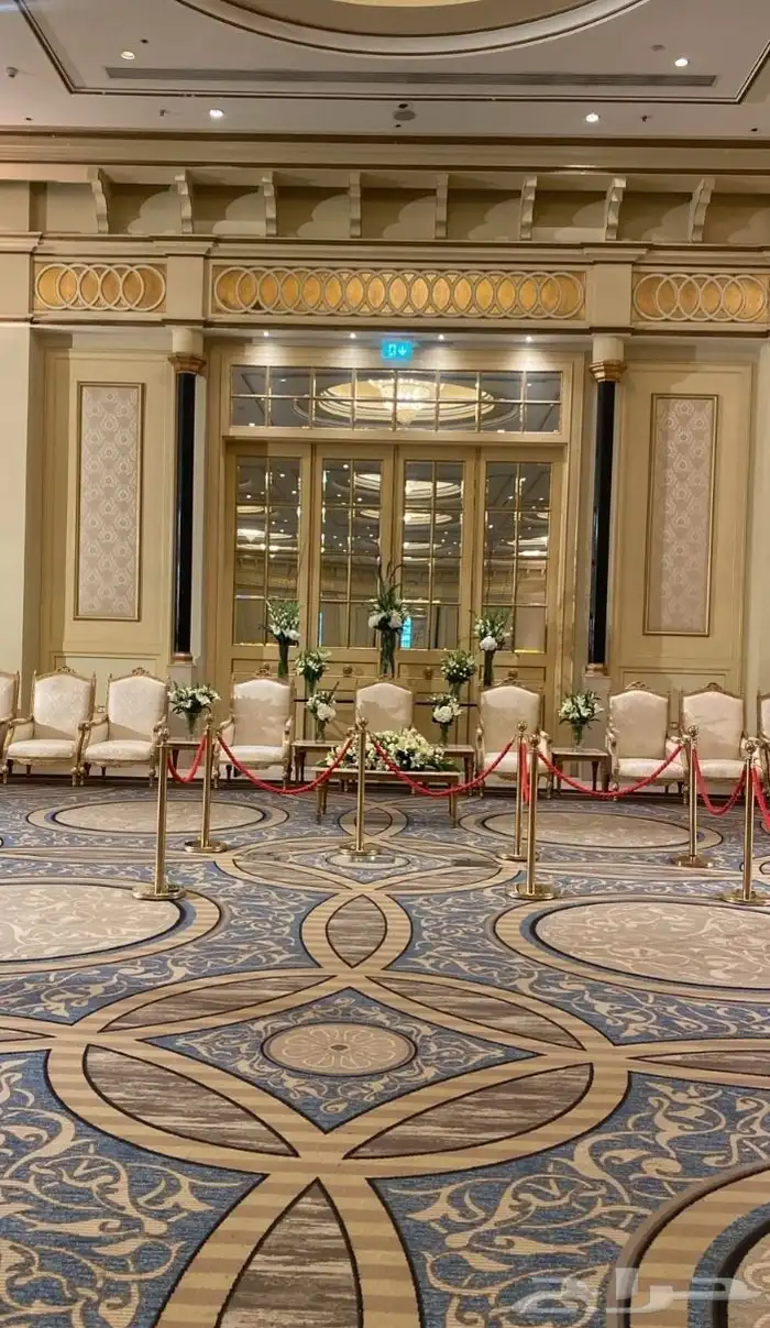 قهوجي وصبابين صبابات تأجير كراسي شفافه 5