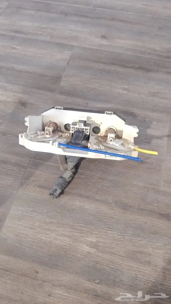 مفتاح مكيف نيفارا 2017 3