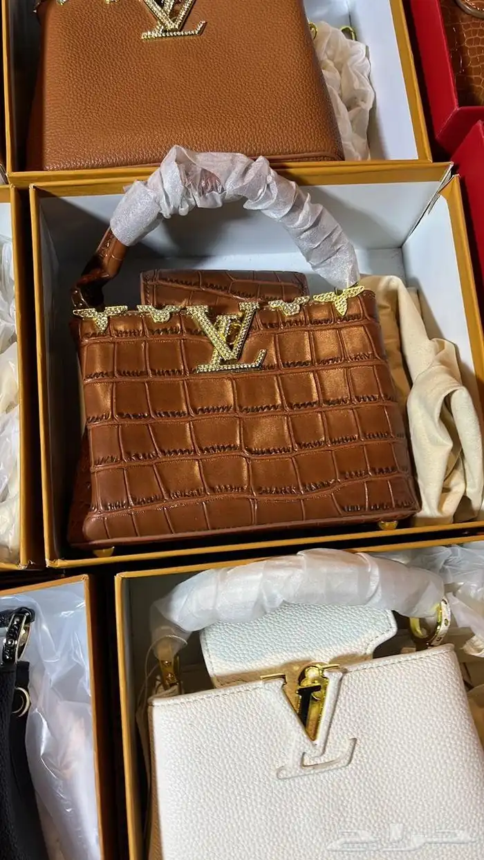 متوفر شنط وشوازوشوازات جمله وقطاعي بسعر خيالي مطلوب متسوقات 12