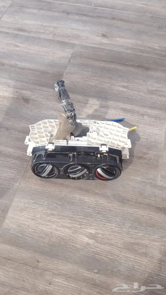 مفتاح مكيف نيفارا 2017 2