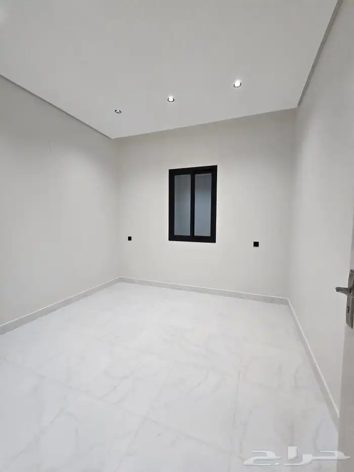 للبيع دور أرضي 6غرفVIP حوش ومدخل سياره من 550 ألف بأحد رفيده 15