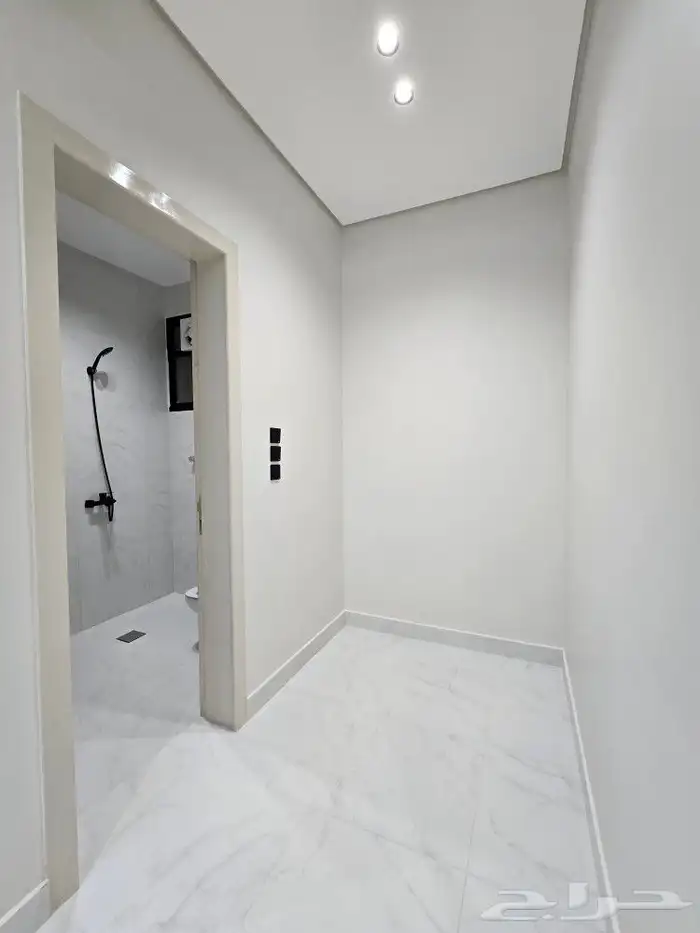 للبيع دور أرضي 6غرفVIP حوش ومدخل سياره من 550 ألف بأحد رفيده 19