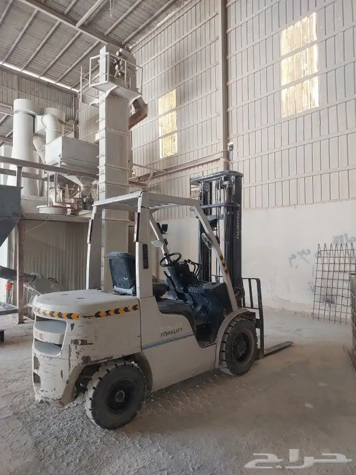 رافعات 10طن7طن3طن ايجار يومي وشهري وسنوي سفتي كامل اتصل نصل 7