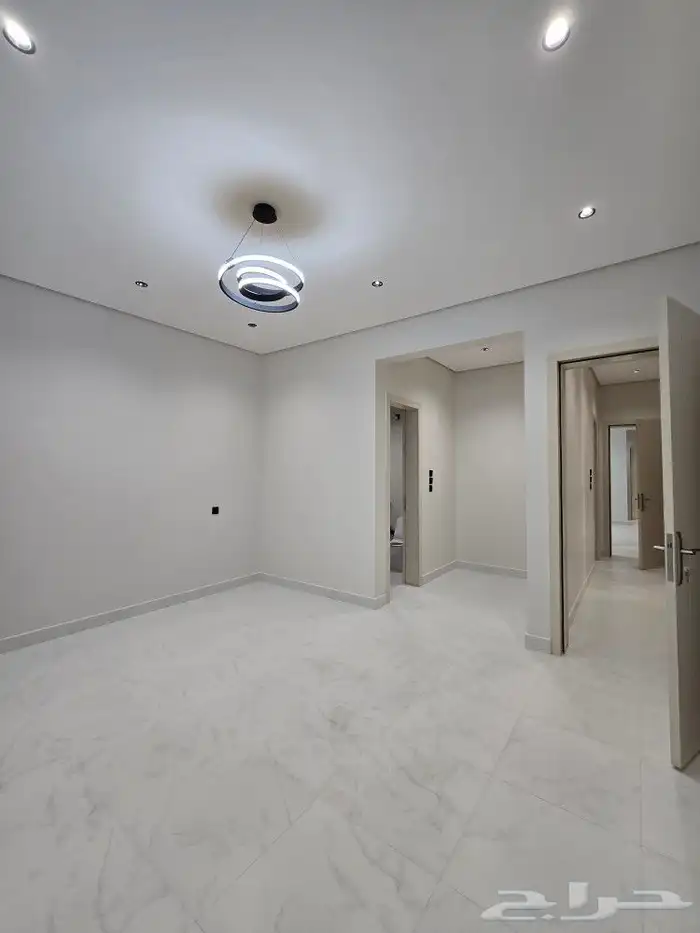 للبيع دور أرضي 6غرفVIP حوش ومدخل سياره من 550 ألف بأحد رفيده 20