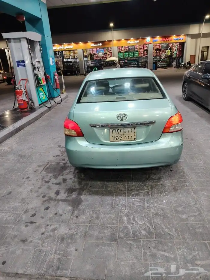 توياتو ياريس 3