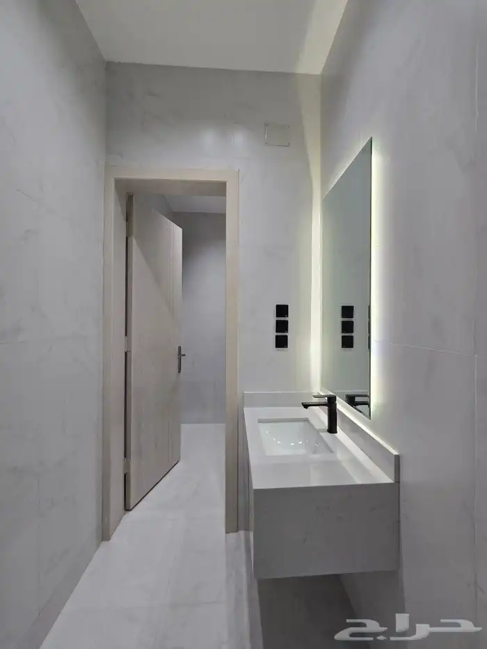 للبيع دور أرضي 6غرفVIP حوش ومدخل سياره من 550 ألف بأحد رفيده 13