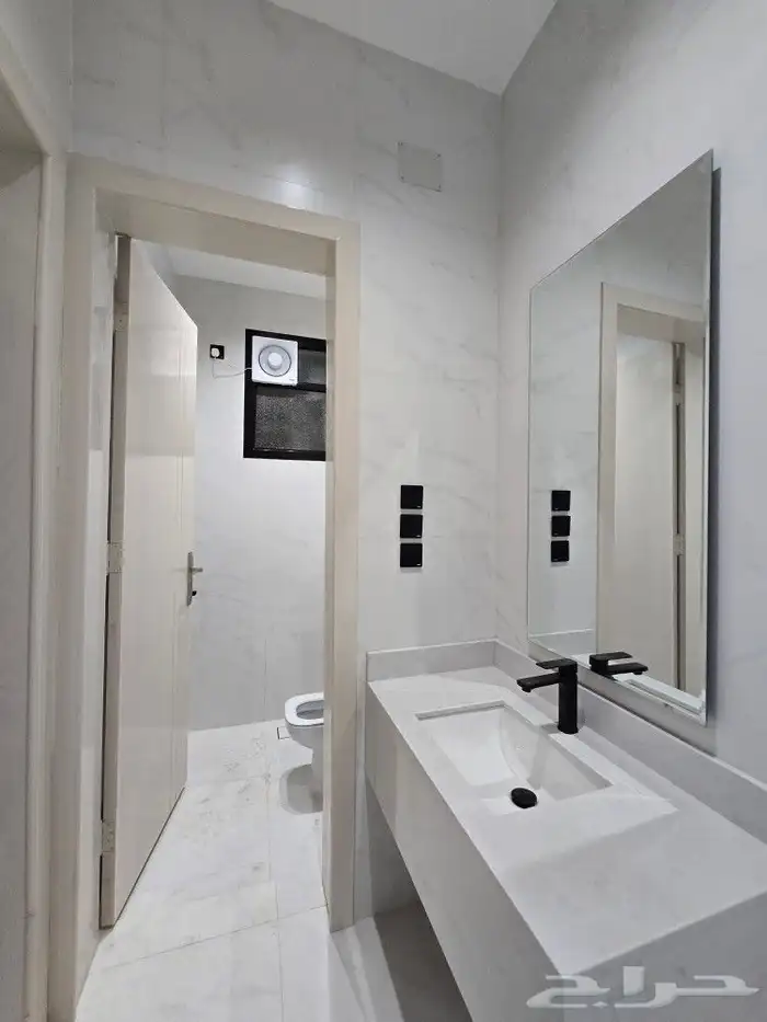 للبيع دور أرضي 6غرفVIP حوش ومدخل سياره من 550 ألف بأحد رفيده 6