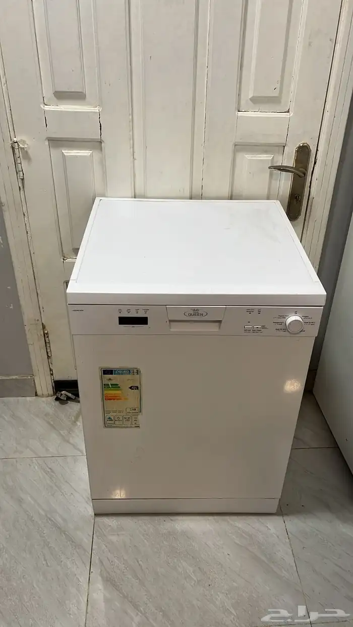 لتواصل على الرقم  . غسالة المواعين وطاولة تلفاز 0