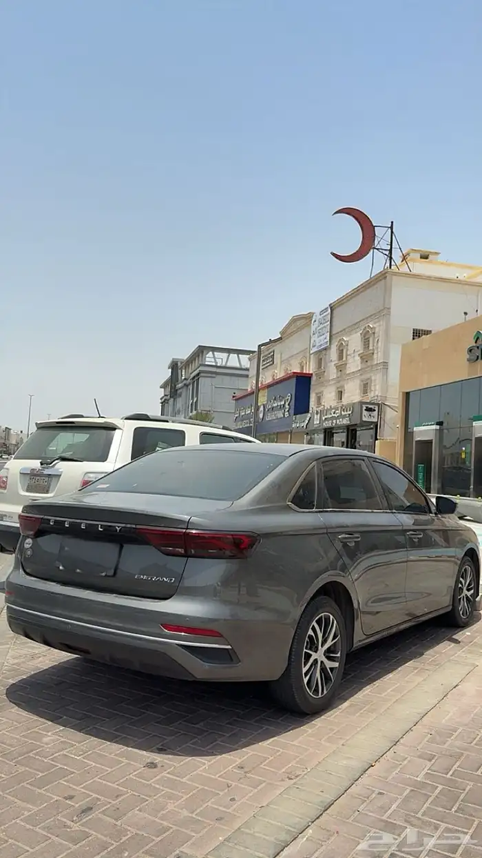 سياره جيلي ام جراند لون رمادي موديل 2024 مالك اول ماشيه 60 0