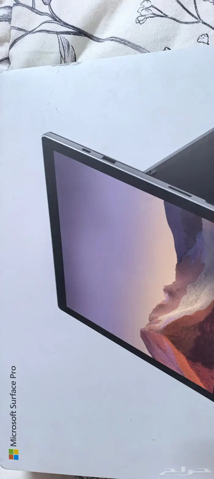 مايكروسوفت كمبيوتر محمول نظيف جدا 0