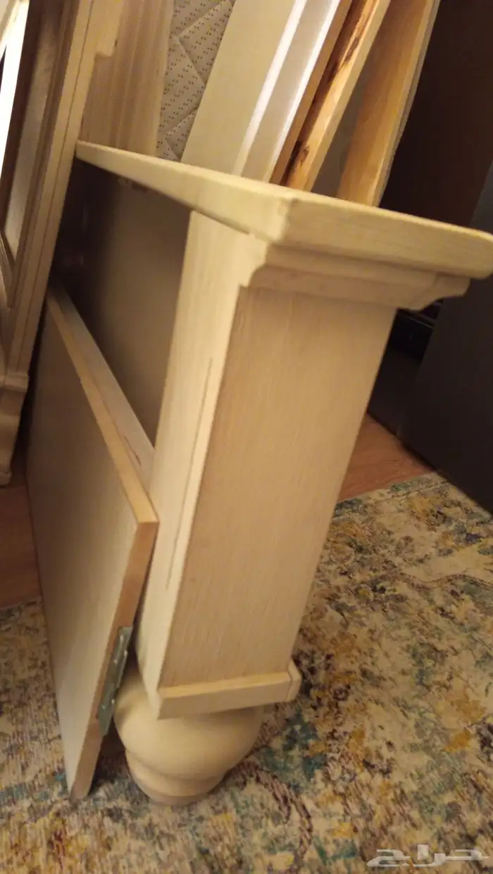 غرفة نوم .. نظيفة وبحالة ممتازة..لا يوجد دولاب ملابس 0