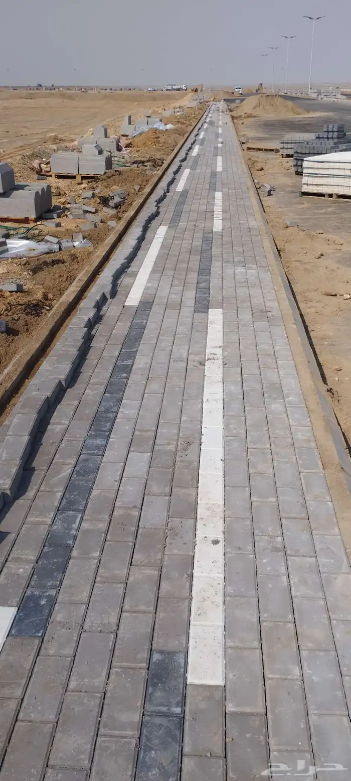 ابو ادهم معلم ومقاول بندورات وانترلوك شغل مخططات وحدائق 0