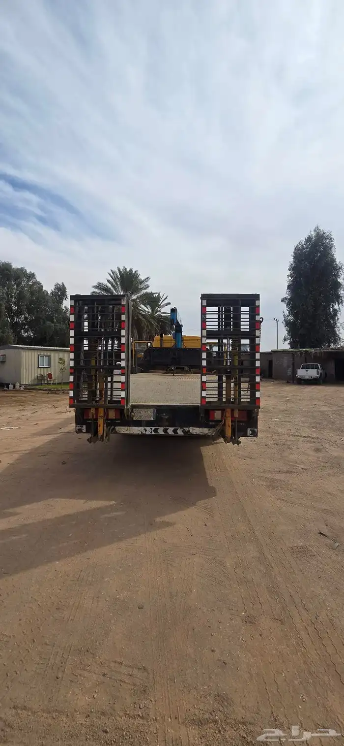 للبيع لوبد سطحه الموديل 1992. 8 روس 8غيار 5