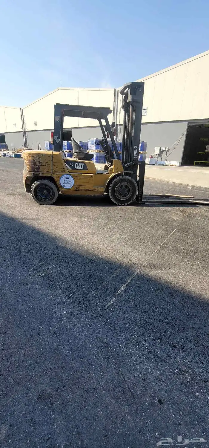 رافعه شوكيه للايجارForklift for rent 0