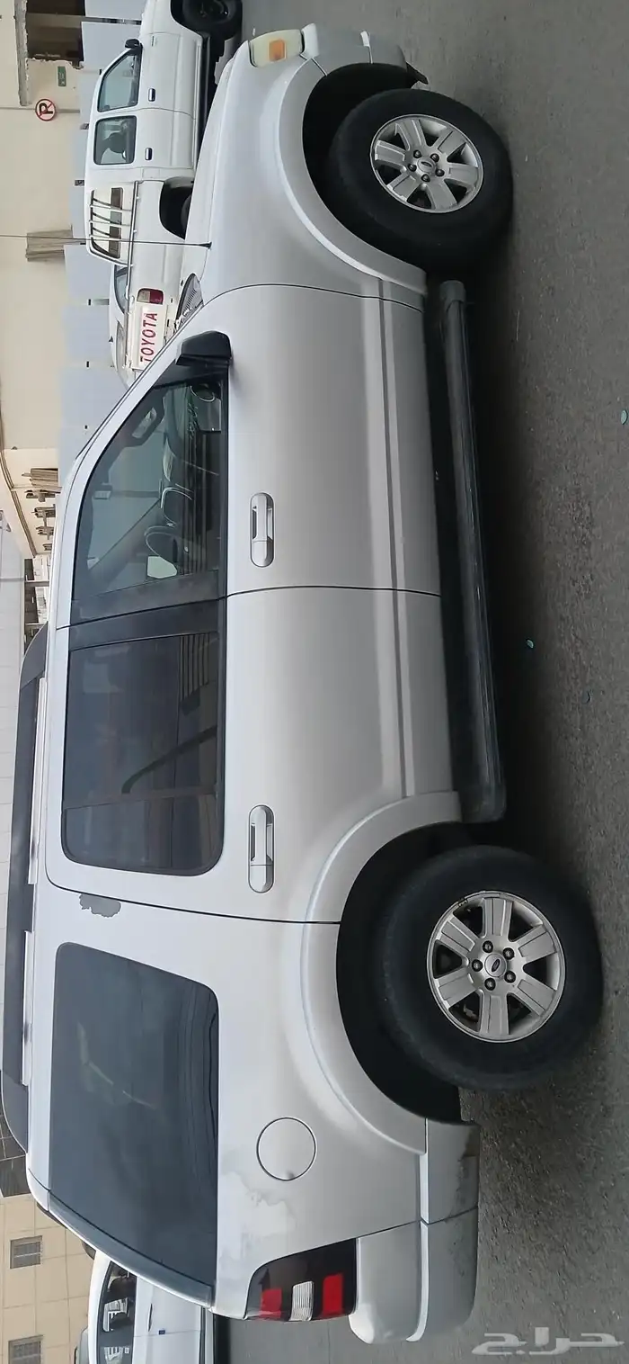 فورد اكسبلورر اوتوماتيك موديل 2009 للبيع 9