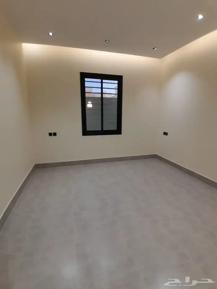 للبيع دور ارضي كبير بمدخل سيارة 6غرف بسعر 550الف بمخطط 3 13