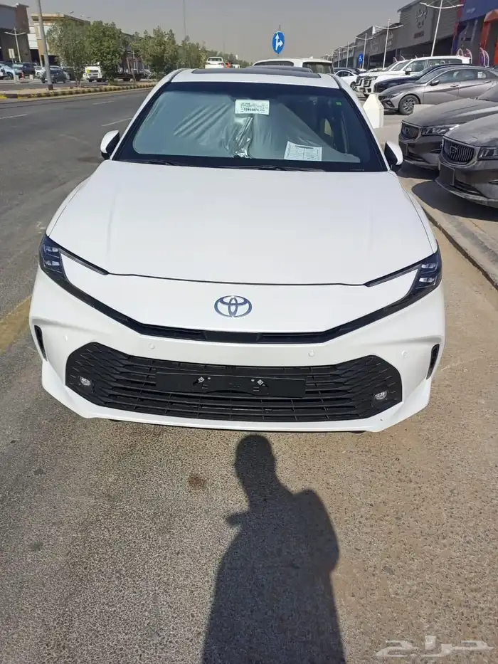 تويوتا كامري 2025 2