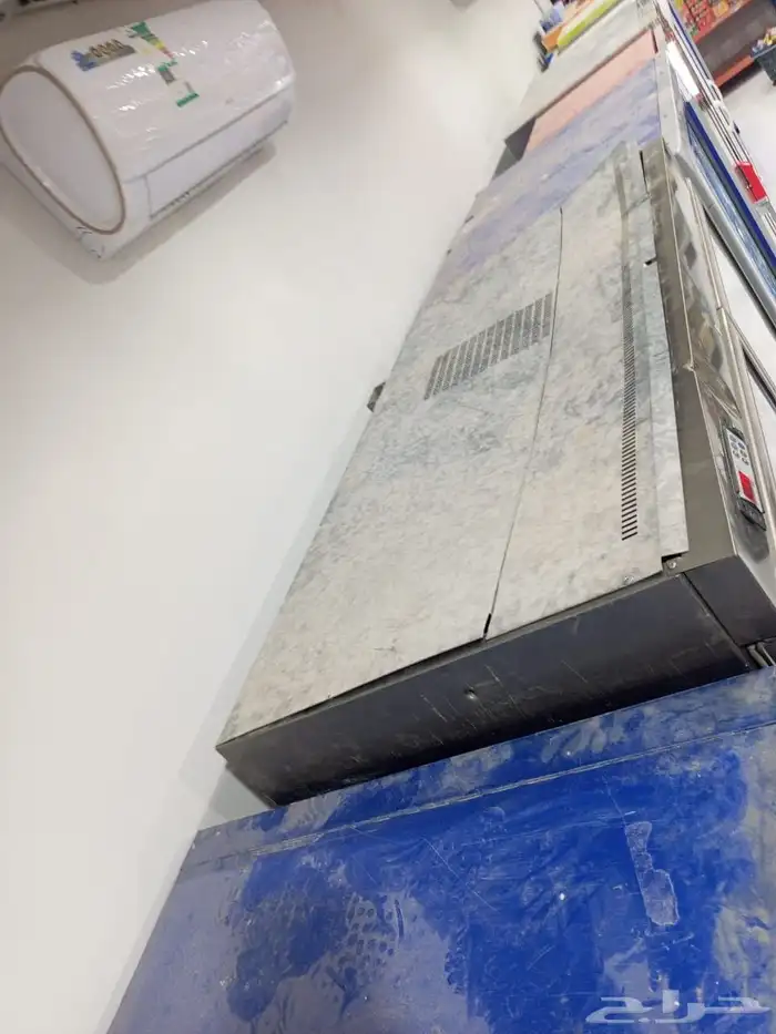 ثلاجه عرض تبريد وتجميد بحاله نظيفه جدآ ع السوم 3