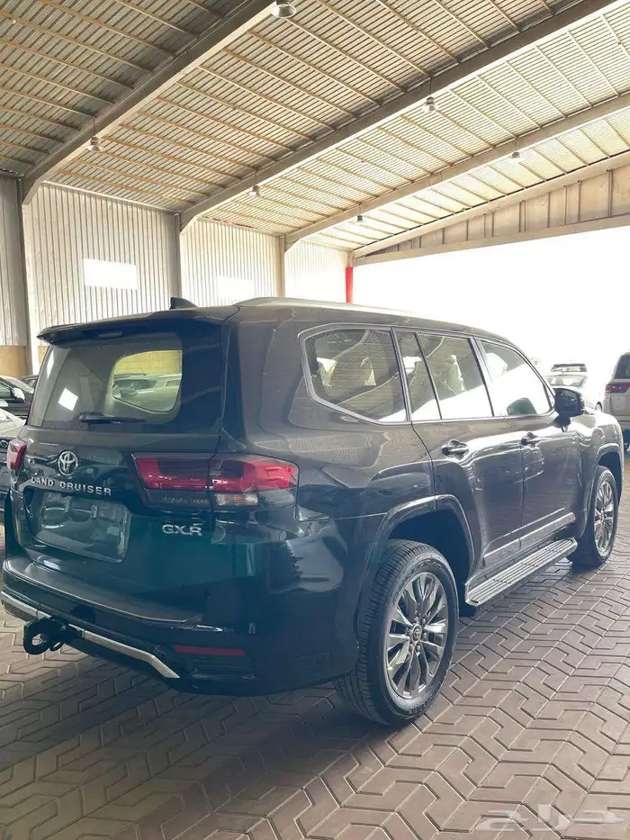 لاندكروزر جكسار GXR L4 2025 10