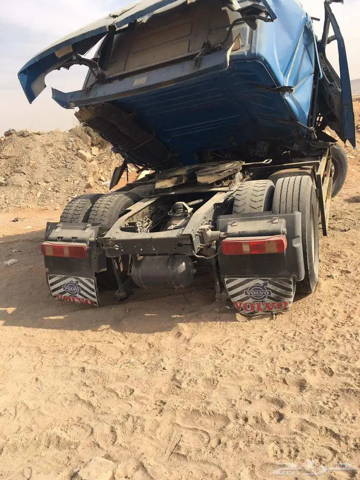 مكنيكي كهربائي شاحنات فحص وبرمجة متنقل سفري الرياض وخارج الر 0